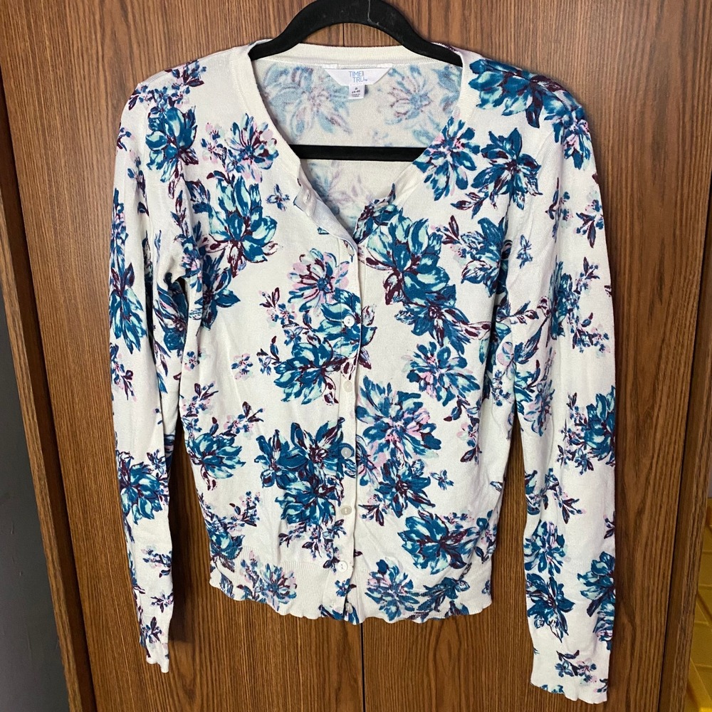 Time and Tru Cardigan Womens Small 4-6 White Blue Floral Button Front Sweater